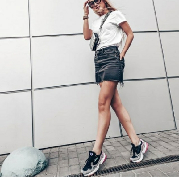 Adidas Falcon Active Red trendy  sneakers - Picture 14 of 17